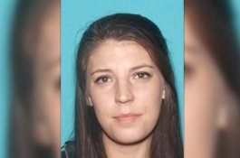 Hilang Sejak November, Gadis Ini Ditemukan Dalam Kardus di Belakang Mobil Boks