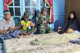Isak Tangis Keluarga Pecah Lihat Jenazah Rafi Korban Banjir Barru