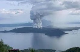 Lebih 30.000 Warga Dievakuasi Usai Letusan Lava di Filipina