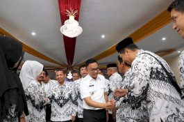 Konfrensi PGRI Bantaeng, Ilham Azikin Sebut Guru Penentu Kemajuan Investasi SDM