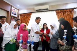 10 Siswa Banggakan Makassar, Iqbal Suhaeb Beri Surat Rekomendasi Bebas Pilih SMA