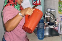 Pembantu asal Indonesia Campur Makanan dengan Darah Menstruasinya untuk Majikan