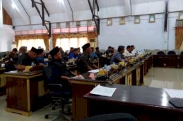 Tingkatkan PAD, DPRD Wajo Bahas Retribusi Pasar Siwa