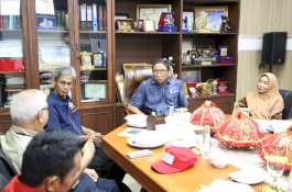 Penanganan Pasca-banjir, Pemkab Barru dan PMI Komitmen Bekerjasama