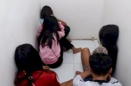 Polisi Geruduk Bilik Asmara Berkedok Warkop, Dapati Pelanggan Tengah Digoyang ABG