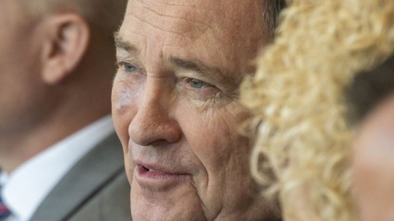 Gubernur, Gary Herbert 