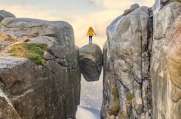 Berani Coba? Mau Foto-foto di Tempat Wisata Ini Butuh Keberanian Lebih