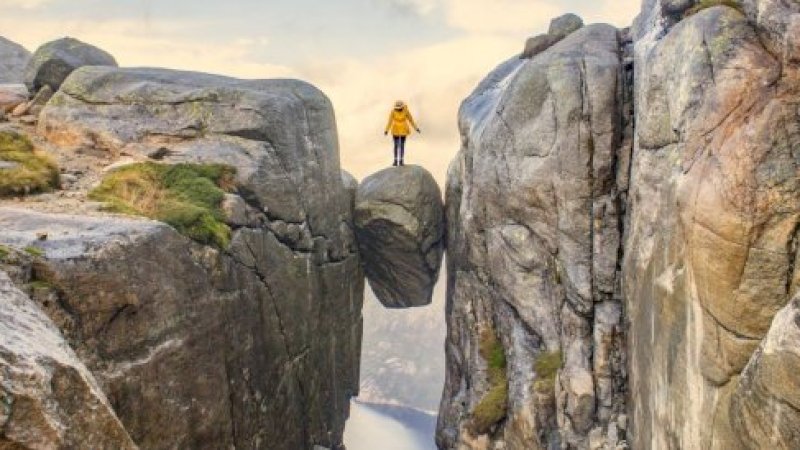 Berani Coba? Mau Foto-foto di Tempat Wisata Ini Butuh Keberanian Lebih