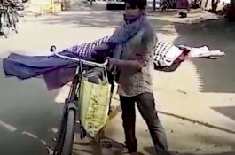 Berjalan 5 Km, Remaja Ini Bawa dan Makamkan Sendiri Jenazah Ibunya