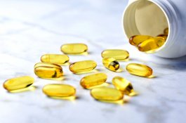 Konsumsi Minyak Ikan Tiap Hari Bisa Buat 'Biji' Pria Tambah Besar