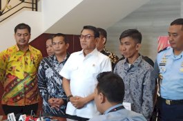 Haerul Perakit Pesawat dari Pinrang di Istana, Moeldoko: Kita Butuh Pesawat Ringan