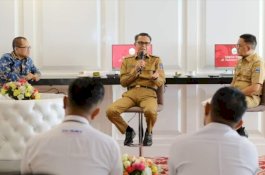 Bersama Ilham Azikin, Gubernur Sulsel Bahas Pengembangan Industri di Bantaeng