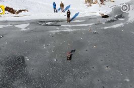 Di China, Kurir Pakai Mobil Mainan Antar Paket ke Desa Terpencil