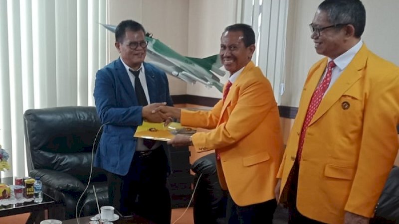 Ketua panitia pilrek UNM meminta Husain Syam kembali bertarung untuk periode 2020-2024.