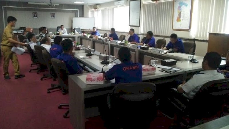 Mengadu ke DPRD Sulsel, Oraski Sebut Tarif Angkutan Online Tidak Manusiawi