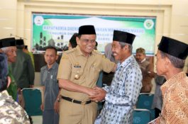 Pemkab Barru Berangkatkan 120 Imam Masjid ke Tanah Suci
