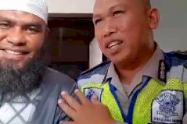 Ditilang Tidak Pakai Helm, Imam Masjid di Makassar Dihukum Mengaji