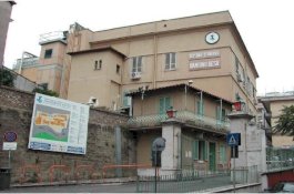 Wanita ini Tak Tahu Dirinya Hamil Sampai Bayinya Tiba-tiba Jatuh ke Lantai