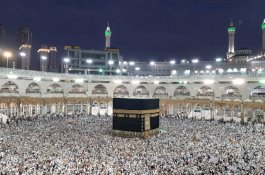 Arab Saudi Akan Bebankan Biaya Baru untuk Visa Haji
