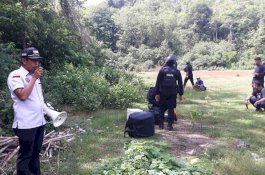 Bom Ikan Sitaan Kejari Bone Diledakkan Tim Gegana Brimob di Hutan Wollangi