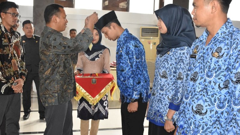 Sebanyak 180 orang CPNS honorer K2 dan CPNS golongan III lingkup Pemkab Takalar mengikuti diklat prajabatan dan pelatihan dasar.