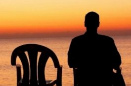 Di Jerman Jika Usia 30 Tahun Belum Menikah, Dihukum Bersihkan Gagang Pintu Pakai Sikat Gigi