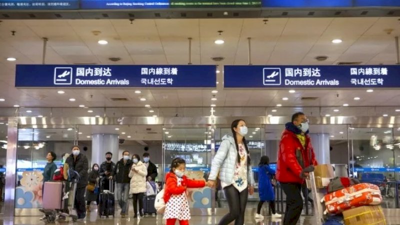 Bandara di Wuhan, China.