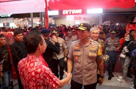 Kapolres Pelabuhan Makassar Dampingi Wakapolda Sulsel Cek Pengamanan Imlek 