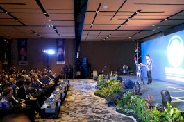 Di Depan Surya Paloh, RMS: Di Bumi Orang Pemberani, Kita Berikhtiar Jadi Pemenang