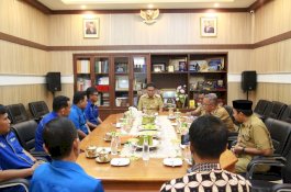 Kepada Koordinator KKN UNIFA, Bupati Barru Mendambakan Sekolah Teknik di Desa