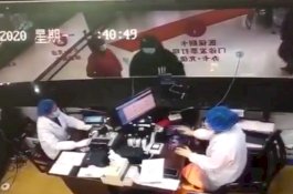 Marah karena Obat Habis, Pria di China Buka Masker dan Sengaja Batuk ke Perawat
