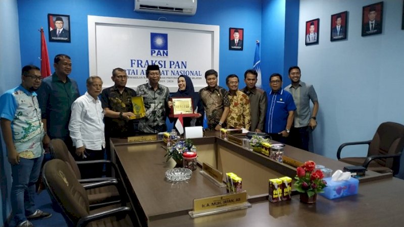 Fraksi PAN DPRD DKI Jakarta berkunjung ke DPRD Sulsel, Kamis (30/1/2020).