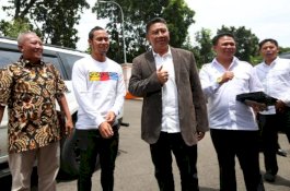 Dicoret dari Persib, Atep Pastikan Maju Calon Wakil Bupati Bandung