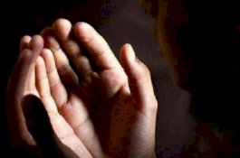 Doa agar Terhindar dari Lilitan Utang Menggunung