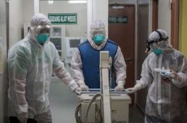 Pria Ini Sembuh dari Virus Corona Usai Meminum 25 Liter Air Setiap Hari