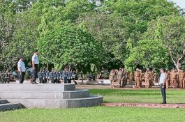 Demi WTP, Bupati Jeneponto Minta Kepala OPD Antar Pimpinan dan Staf ke BPK