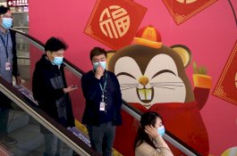 Warga Rusia Dilarang Ciuman untuk Antisipasi Penyebaran Virus Corona