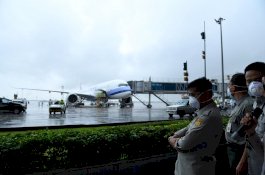 Mentan SYL Inspeksi Pengawasan Lalu Lintas Produk Pertanian di Bandara Soetta