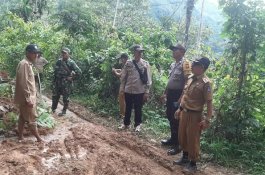 Longsor di Bone, Akses Jalan di Kecamatan Bontocani Terputus
