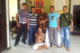 Polisi Bekuk Warga Pemilik Sabu di Pitumpanua