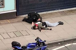 Menegangkan, Polisi Ini Tembak Mati Teroris Lalu Periksa Rompi Bom Bunuh Dirinya