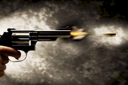 Salah Masuk Kamar, Dada Pria Ini Ditembak Dikira Pencuri