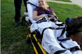 Belum Sempat ke Rumah Sakit, Wanita ini Melahirkan di Depan Rumah Tetangga