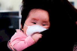 Bayi Terjebak Virus Corona saat Jenguk Kakek di China, Ibunya Merana di Kanada 