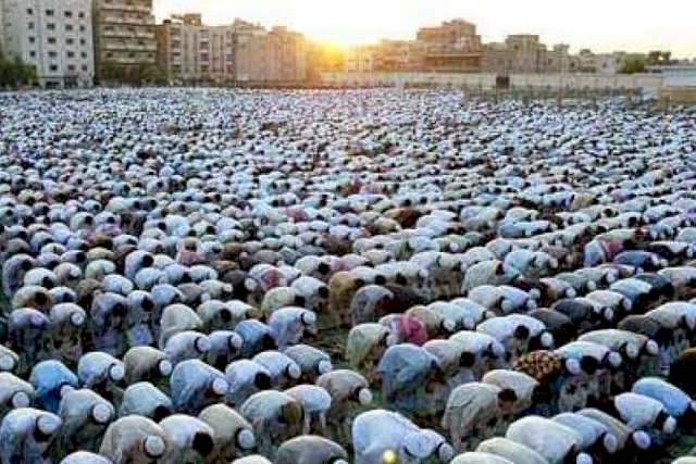 jumlah umat islam di dunia 2021