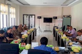 Komisi IV DPRD Wajo Mediasi SMKN 5 dengan Dua Staf TU yang Mengaku Diberhentikan