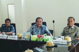Komisi IV DPRD Wajo Panggil Dinsos Terkait Penyaluran PKH