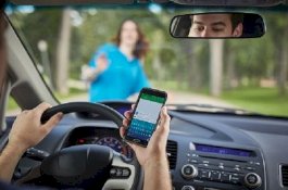 Naik 2 Kali Lipat, Denda Menyetir Sambil Main HP Jadi Rp10 Juta