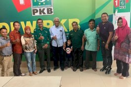 Kontribusinya Besar ke Partai, Bekas Caleg PKB Sulsel Dapat Penghargaan