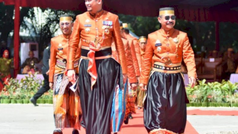 Pasangan Adnan-Kio dalam sebuah kesempatan.